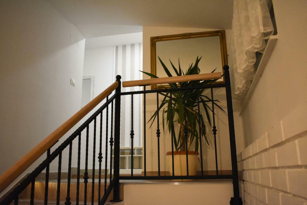 Apartmani Julija Vodice Exterior foto